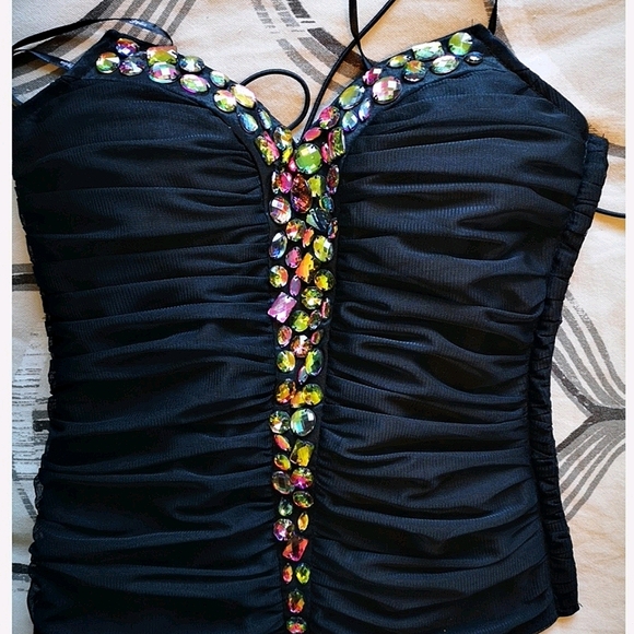 Corset - Picture 1 of 3